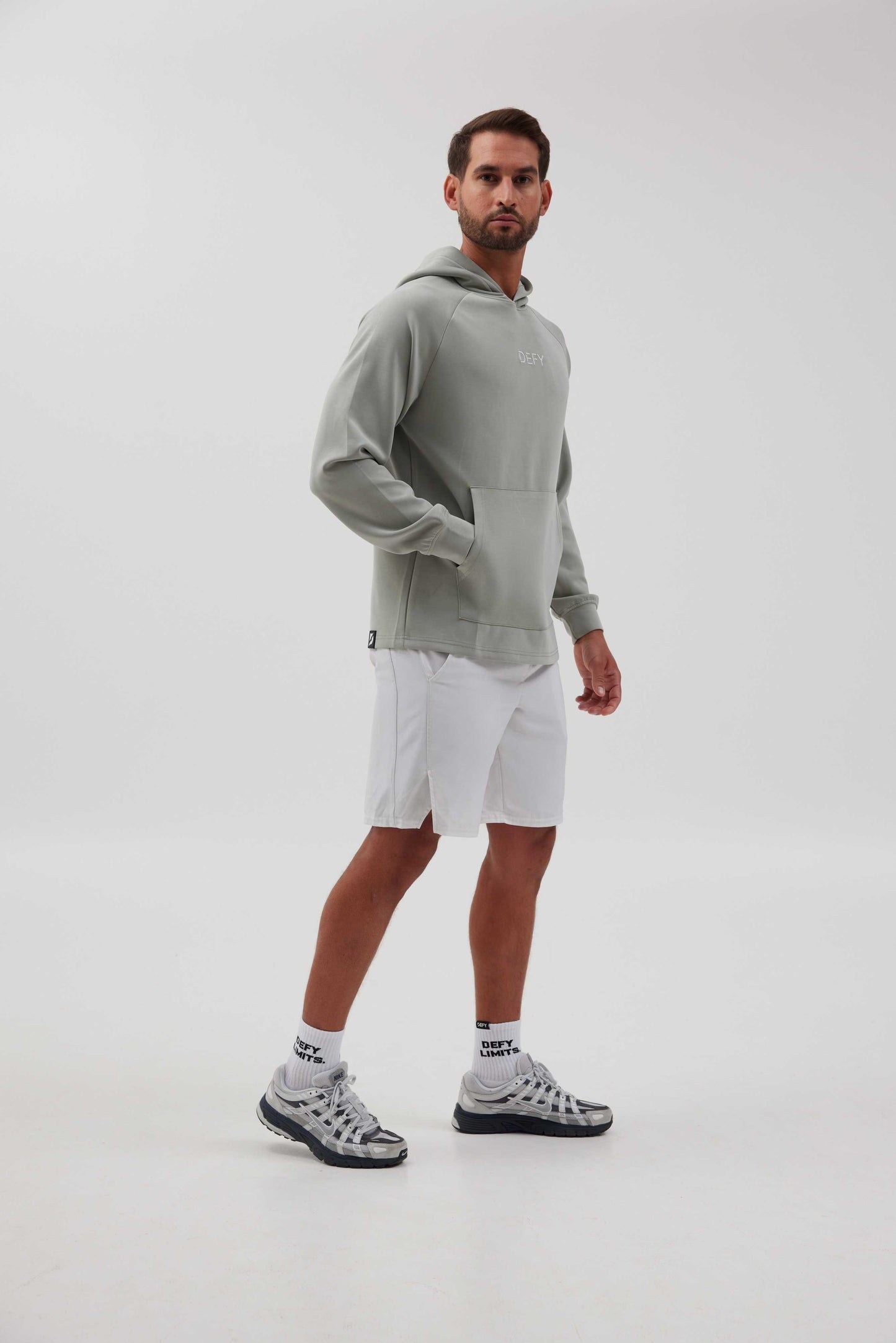 Defy Hoodie – Warm, Lightweight & Ready for Movement
